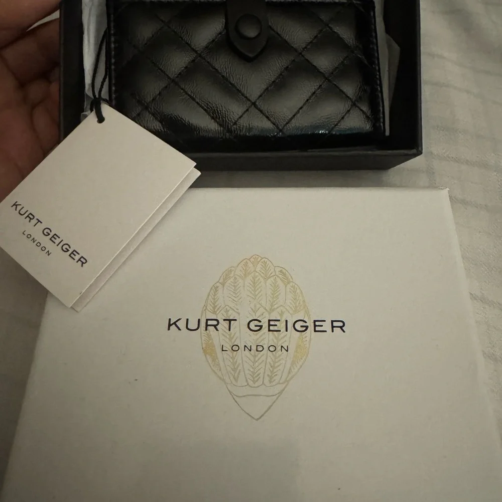 Kurt Geiger sleek quilted